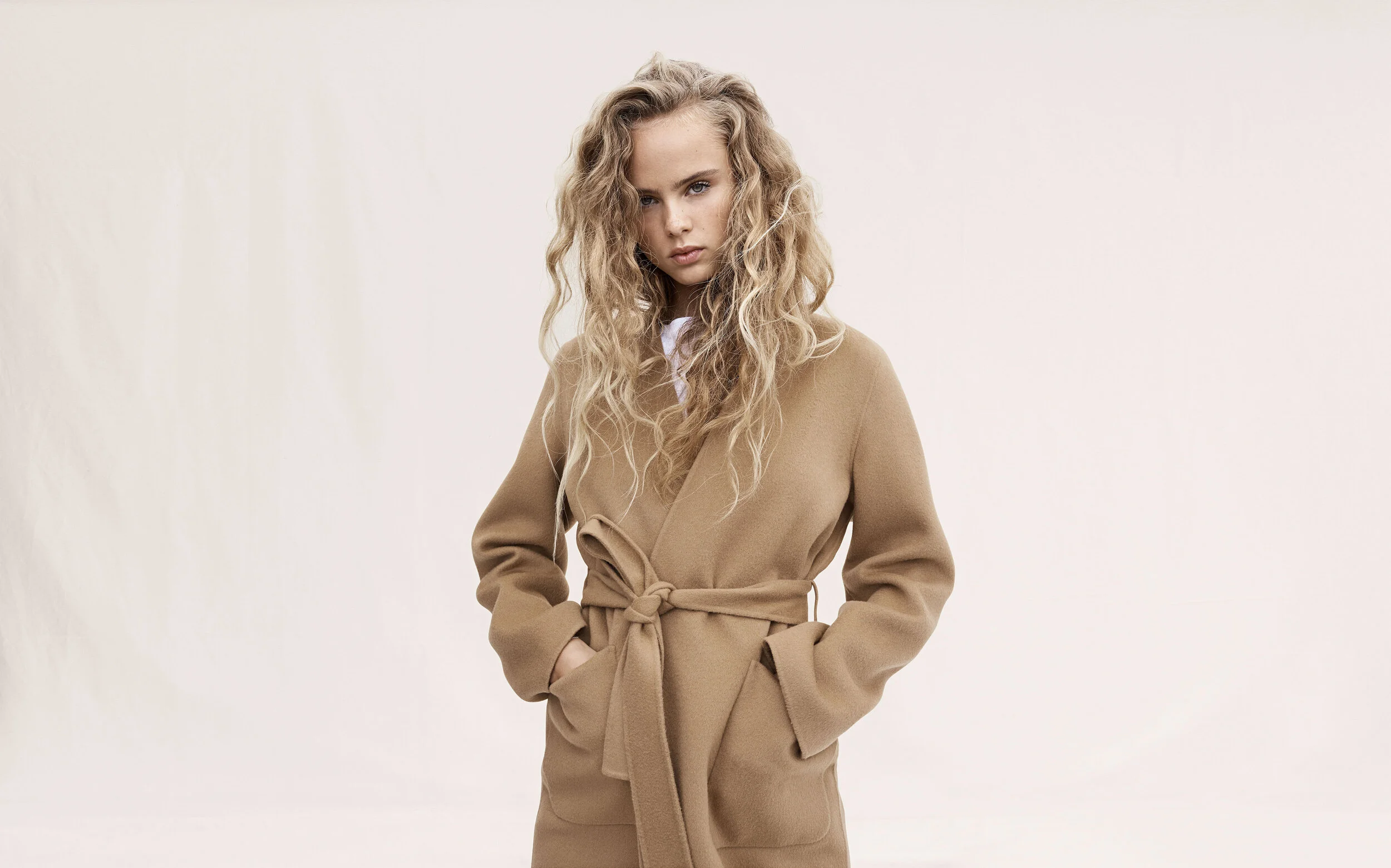 190627_FRAME_Q3TREND_AW19_08_014_b.jpg