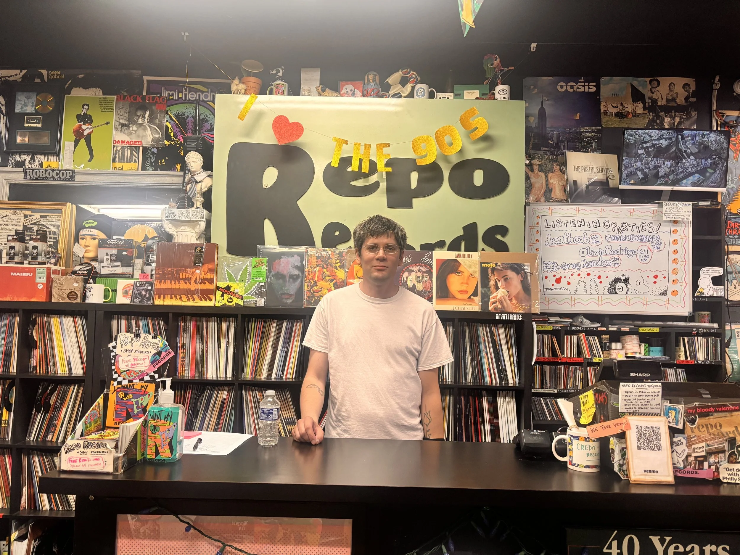  Greg Mendez did an in-store show and signing for fans! 
