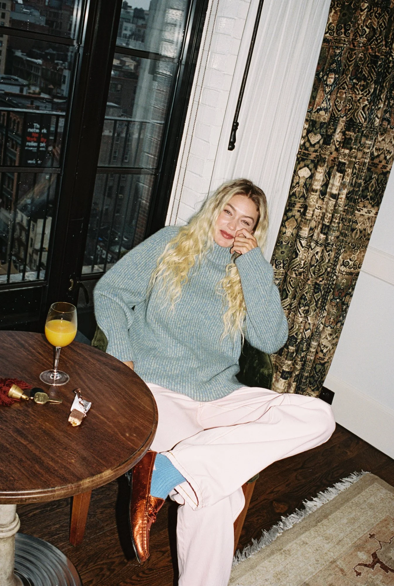 230810_AG_GIR_Gigi_Hadid_09-2.jpg