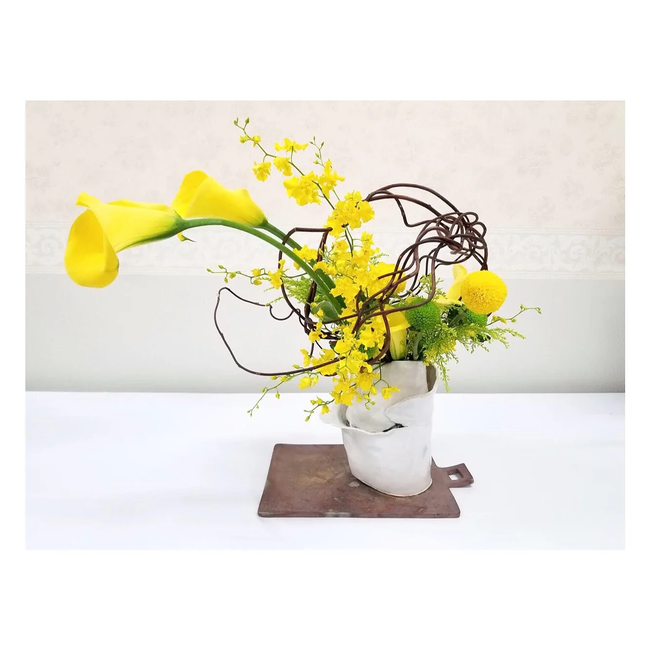 Sculpture vase
