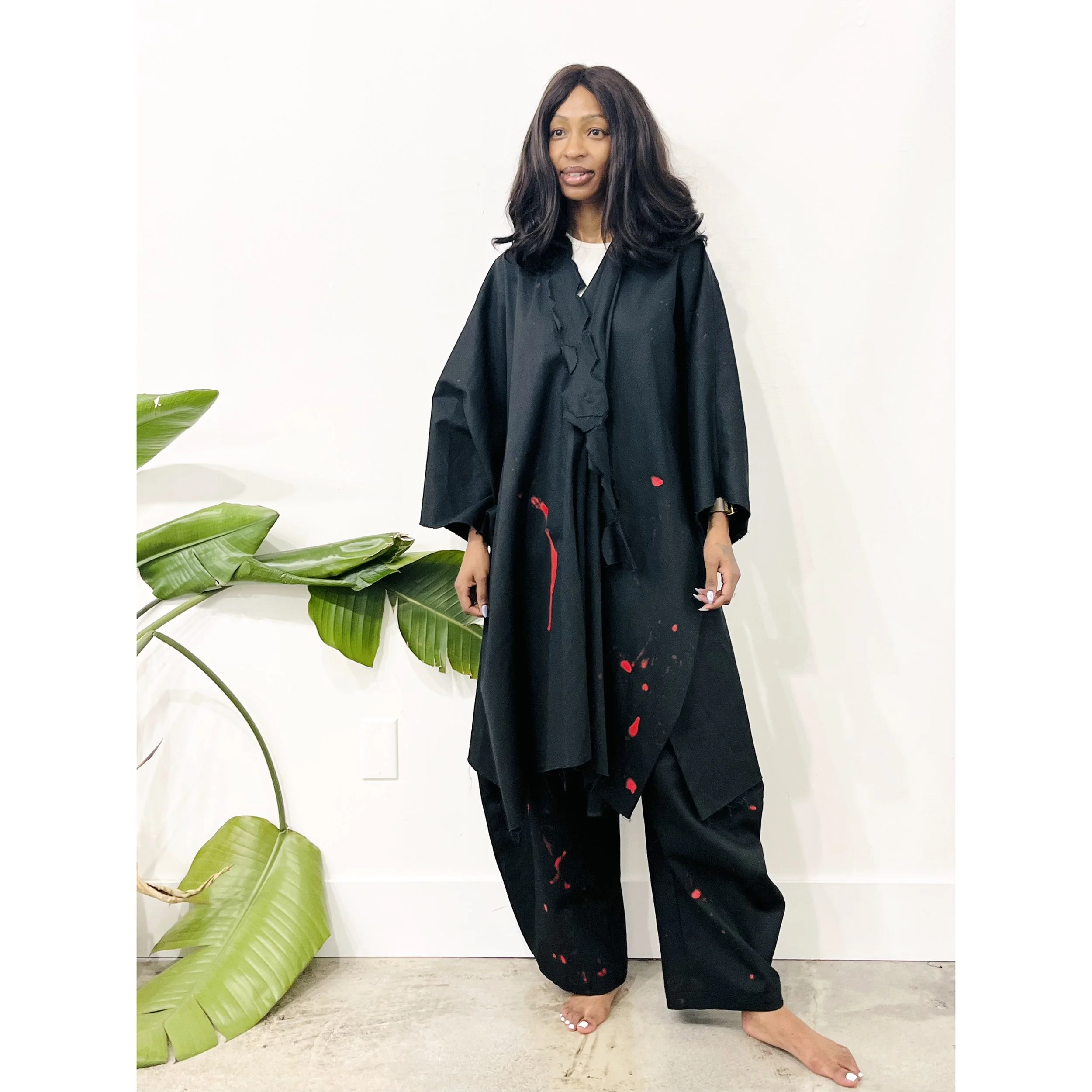 Abigael in Duster coat and hakama pants 1_lo.jpg