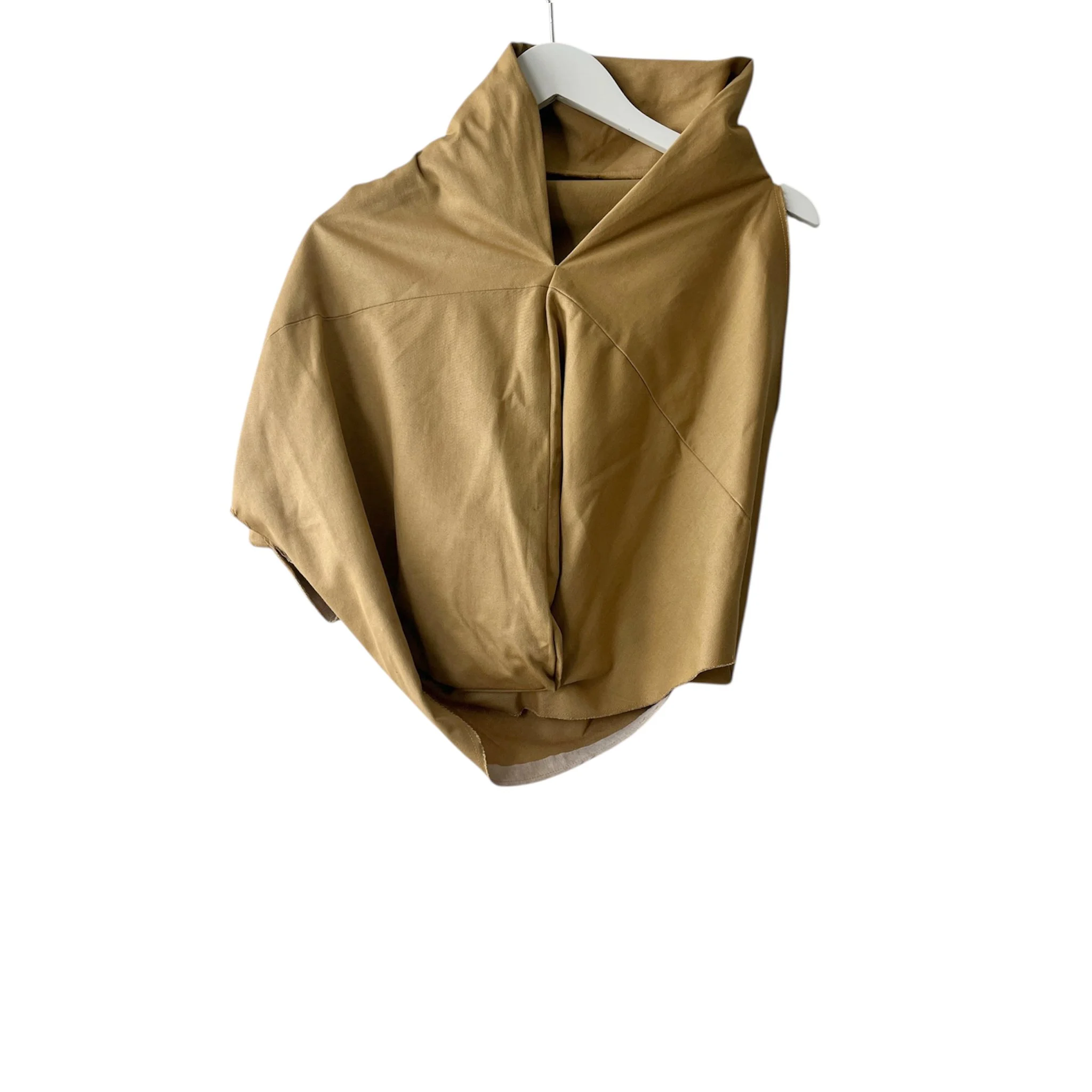 Bubble top Akiko Tsuji back hang.jpg