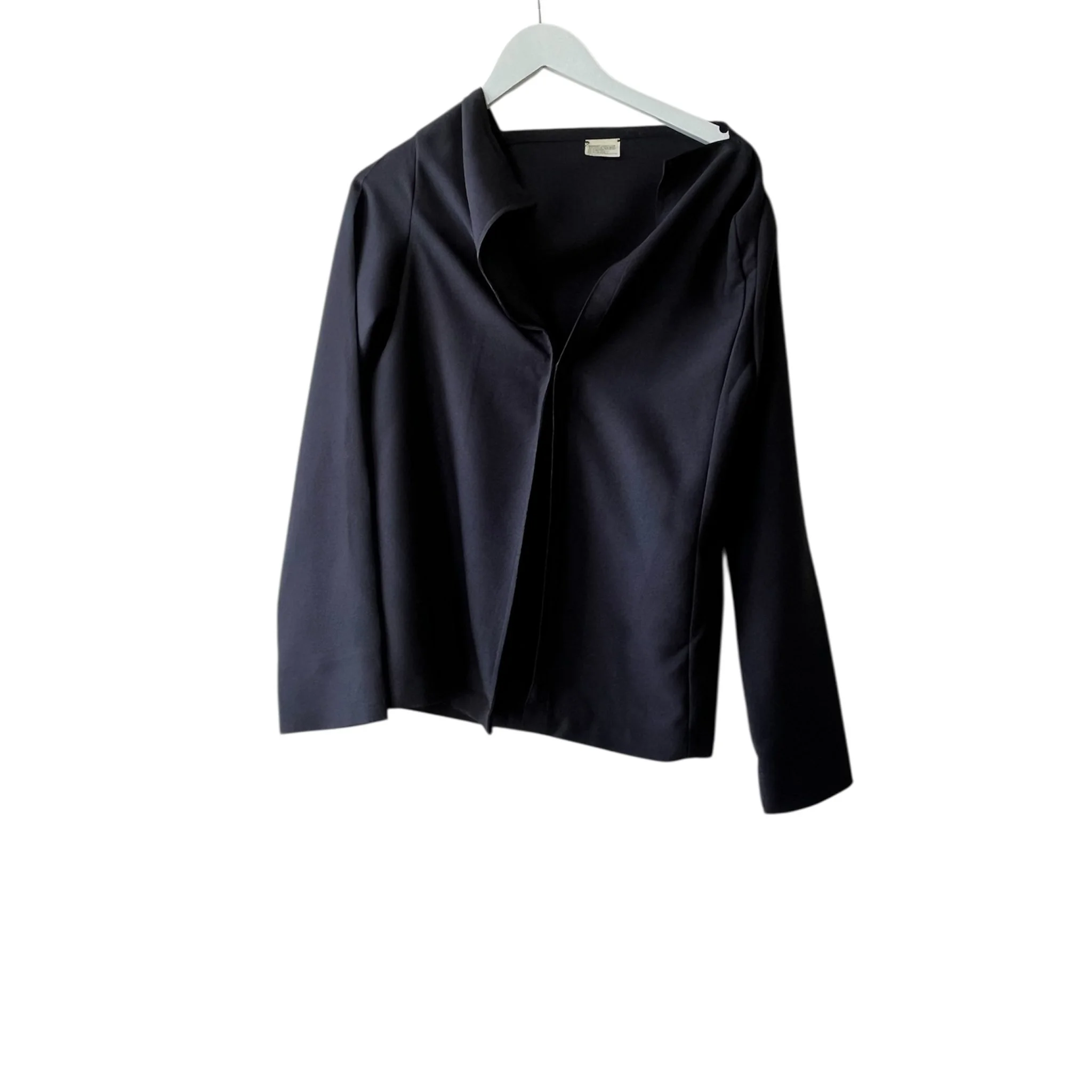 Apartment Jacket 1 Akiko Tsuji frt.JPG