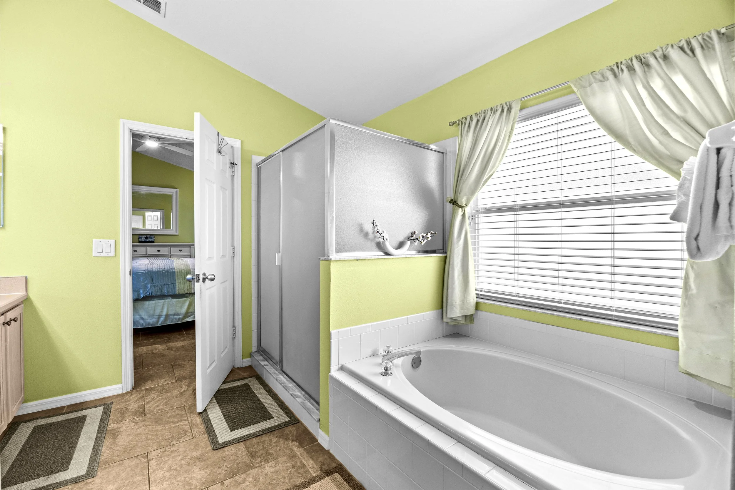 39-081-2709 Autumn Creek Cir-David Allen Productions.jpeg