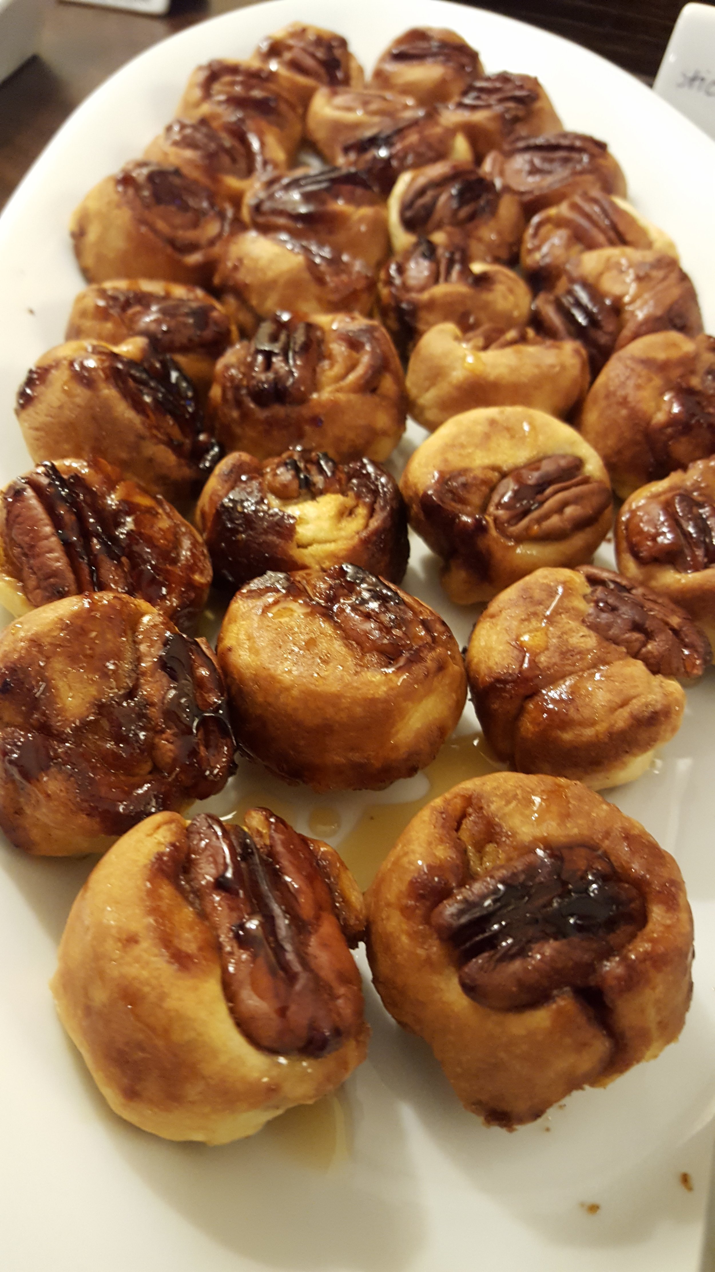 Sticky Pecan Bites