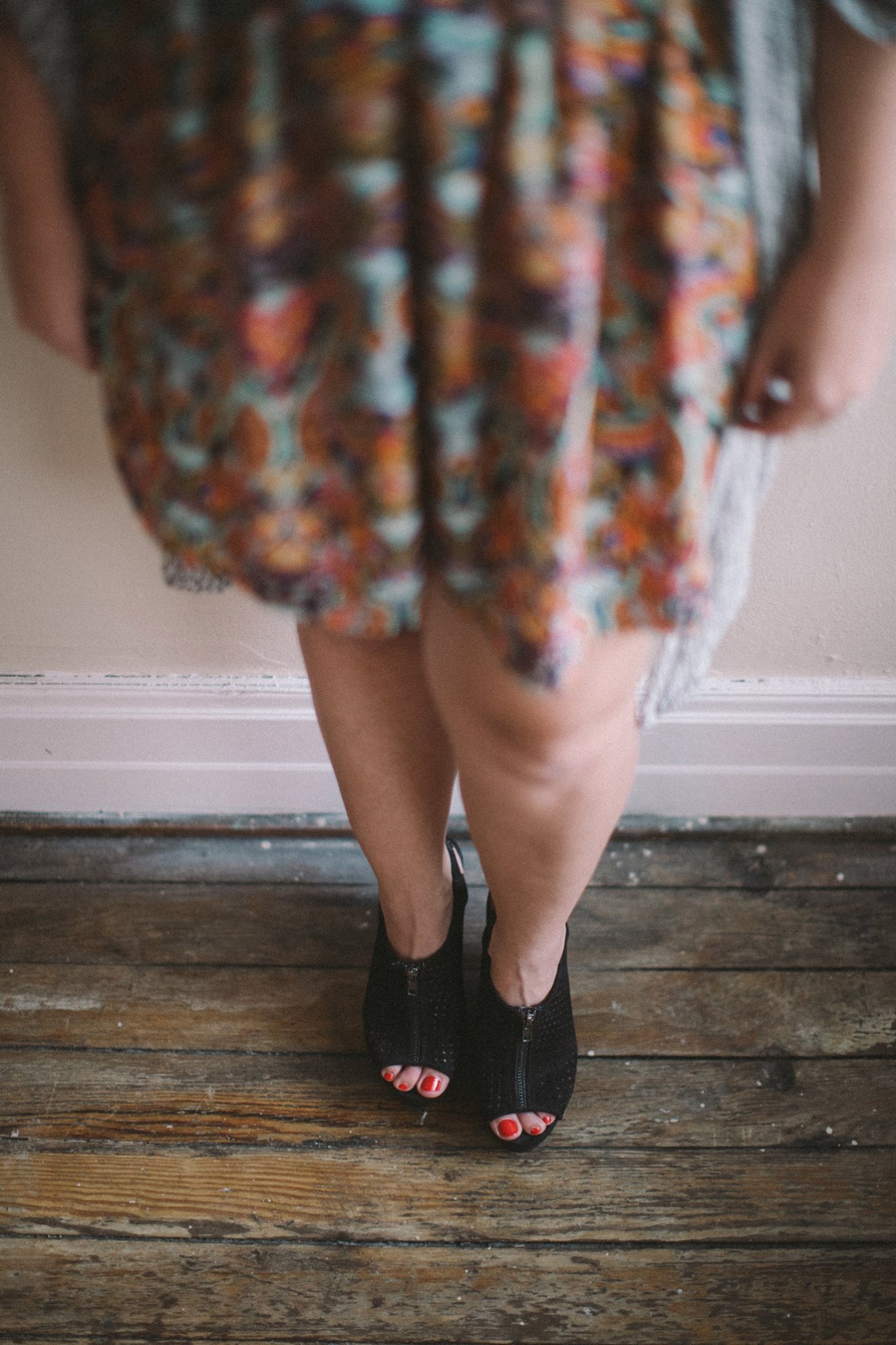 Cozy rainy day vibes via www.chelceytate.com