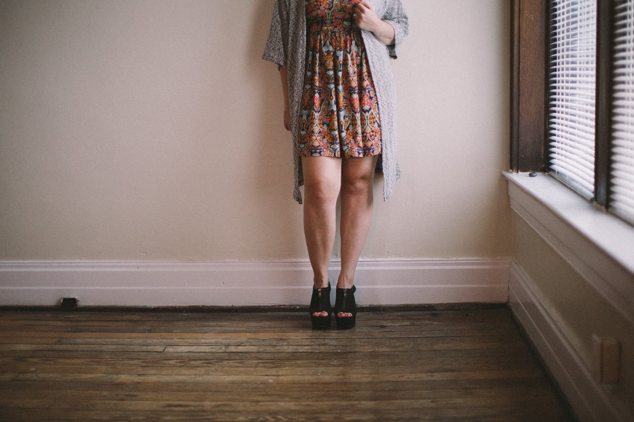 Cozy rainy day vibes via www.chelceytate.com