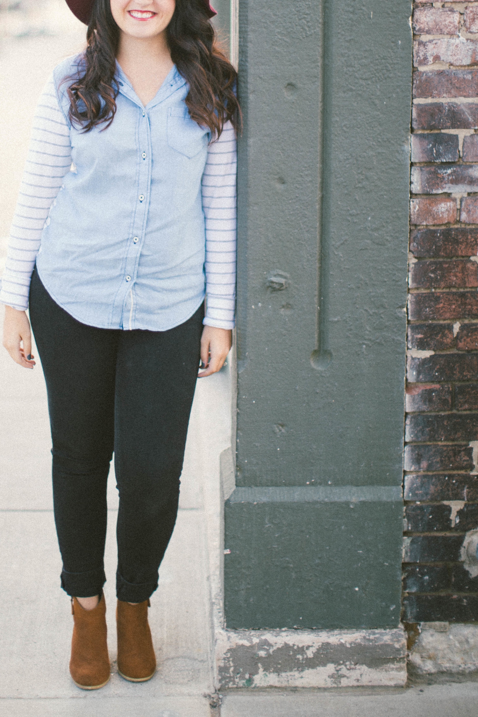 Chambray, Stripes + A Grateful Heart www.chelceytate.com