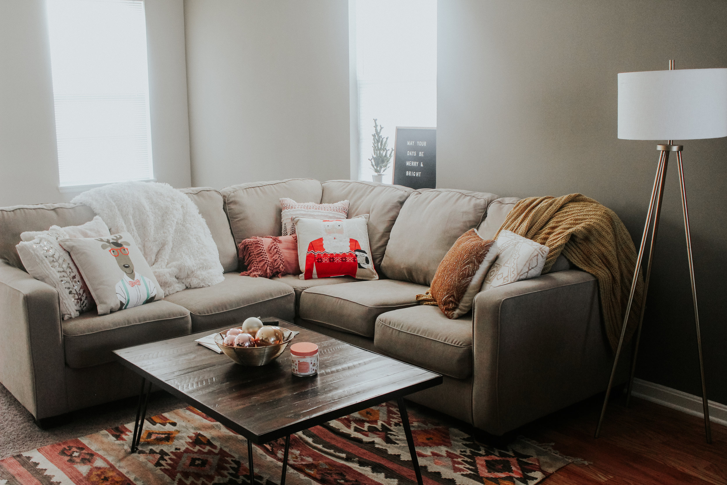 Living Room Christmas Decor Reveal via www.chelceytate.com