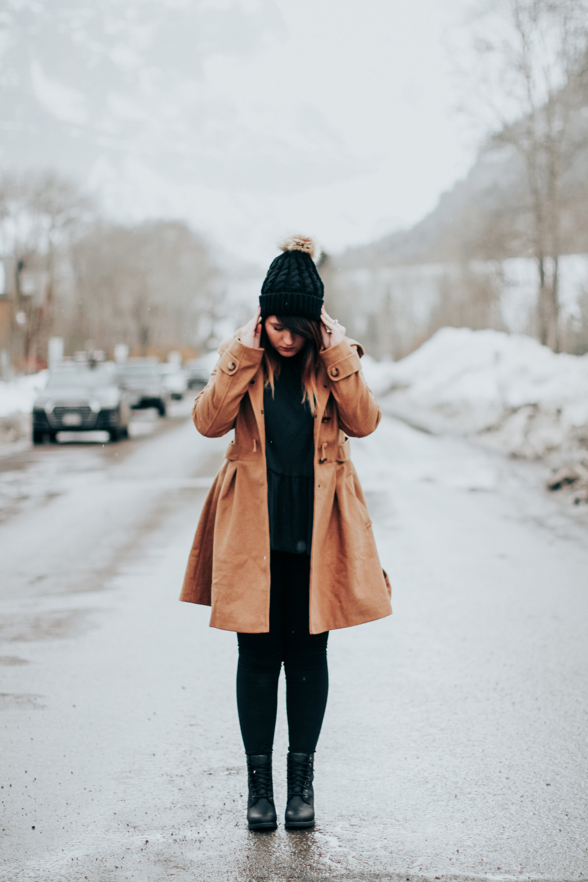Reflecting on 2017 Telluride CO Winter Outfit of the Day via Chelcey Tate www.chelceytate.com