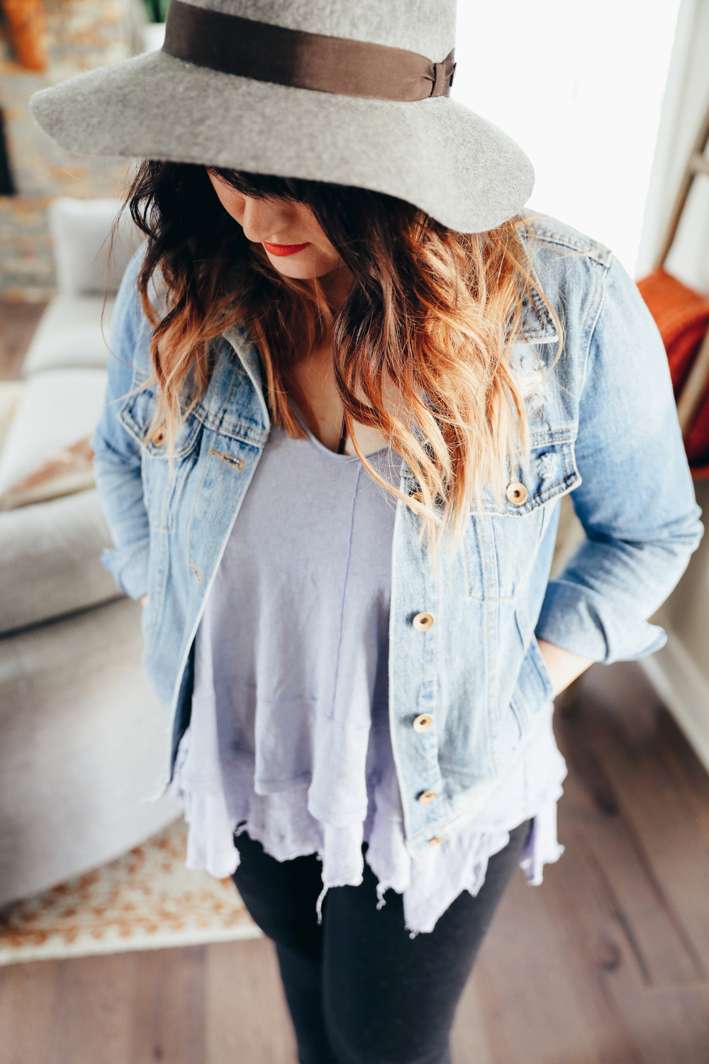 flowy tops I'm loving, spring style, laid back style via Chelcey Tate www.chelceytate.com