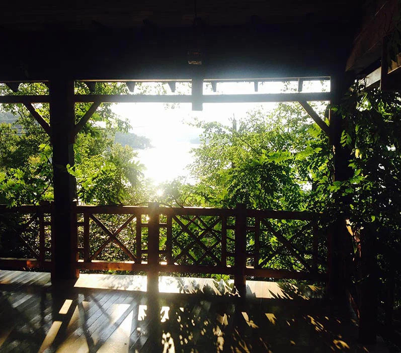 porch.jpg