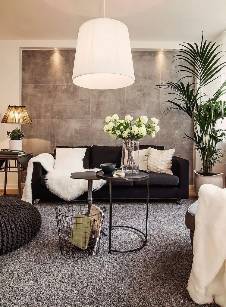 I hate that lamp and that rug but other than that, this room is 👌🏻. ApartmentTherapy.com
