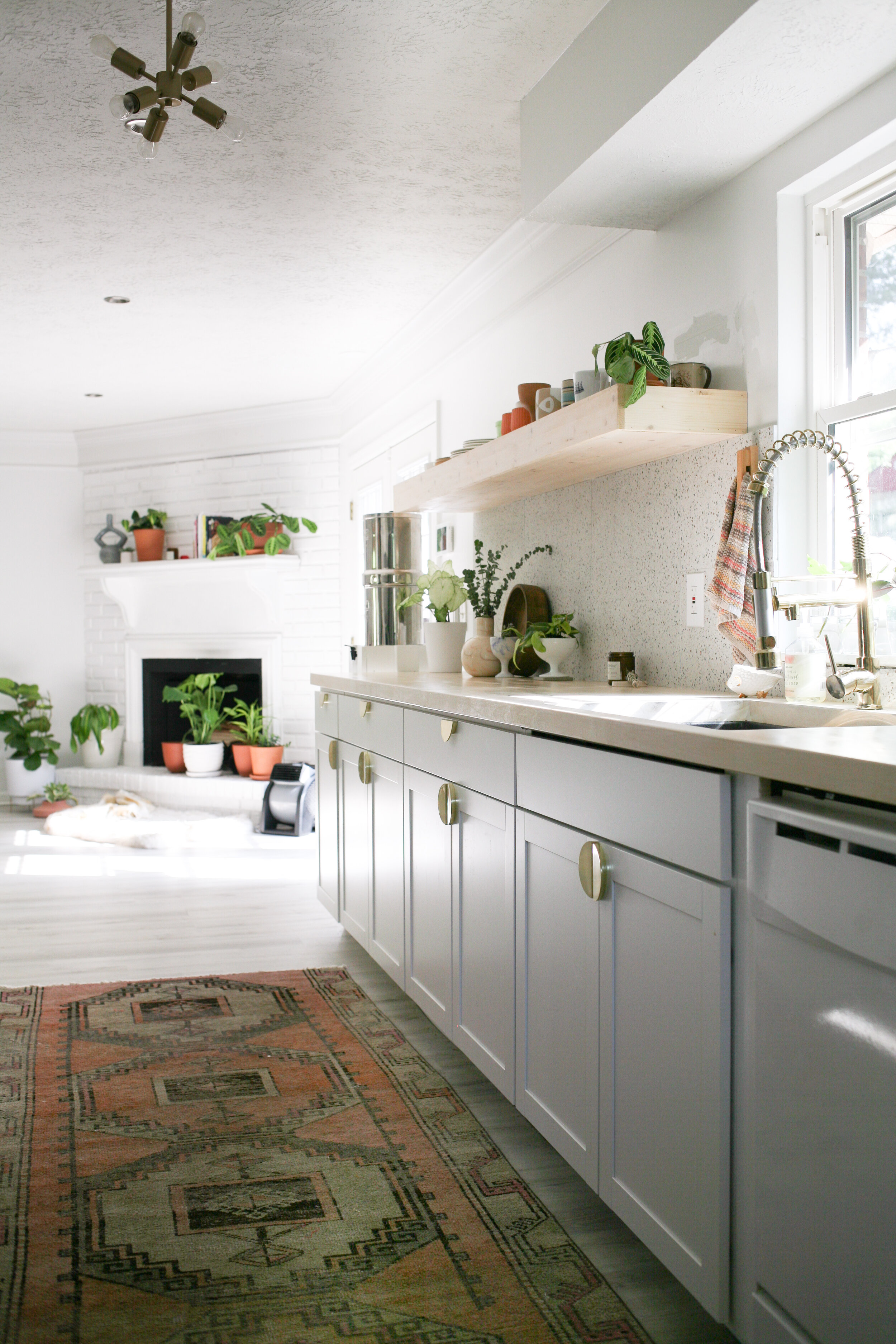 Multicolored Terrazzo Countertops Recall a Well-Traveled Life in This DC  Kitchen Reno