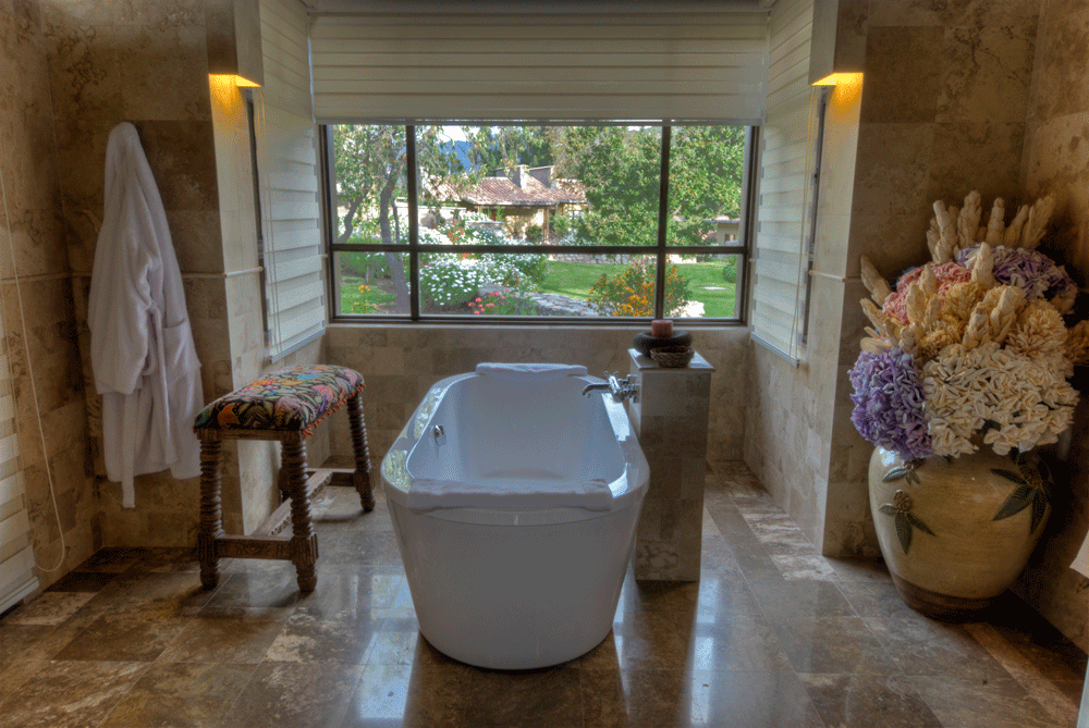 Premium Casita Bath