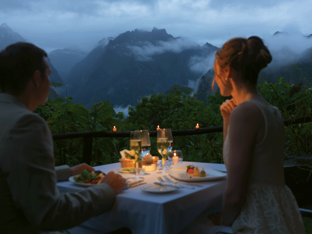 Dining al Fresco