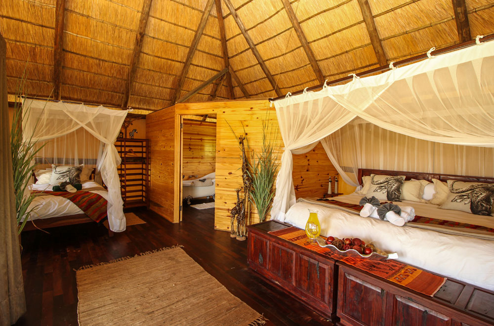 03-nehimba-lodge-family.jpg