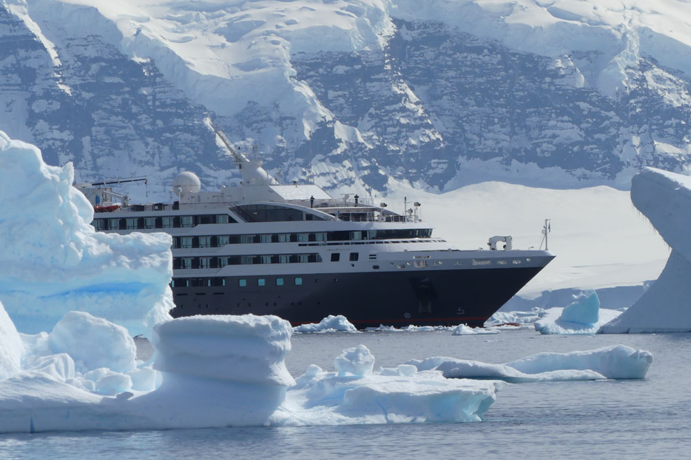 ship_ice_antarctica_richard_polatty.jpg