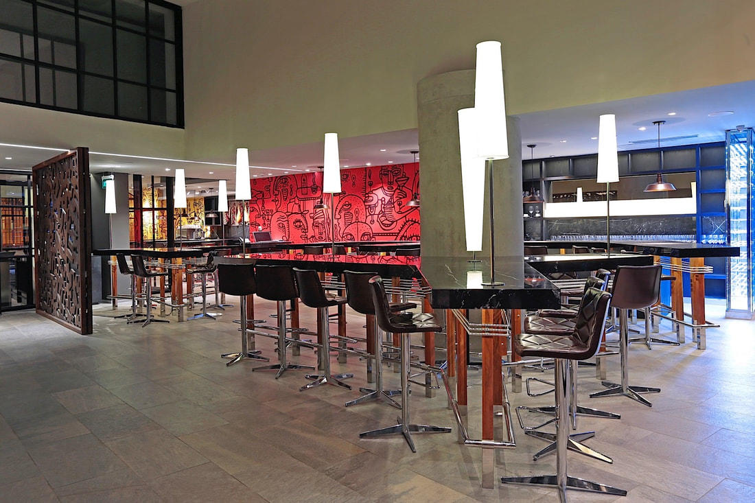 lobby-bar.jpg