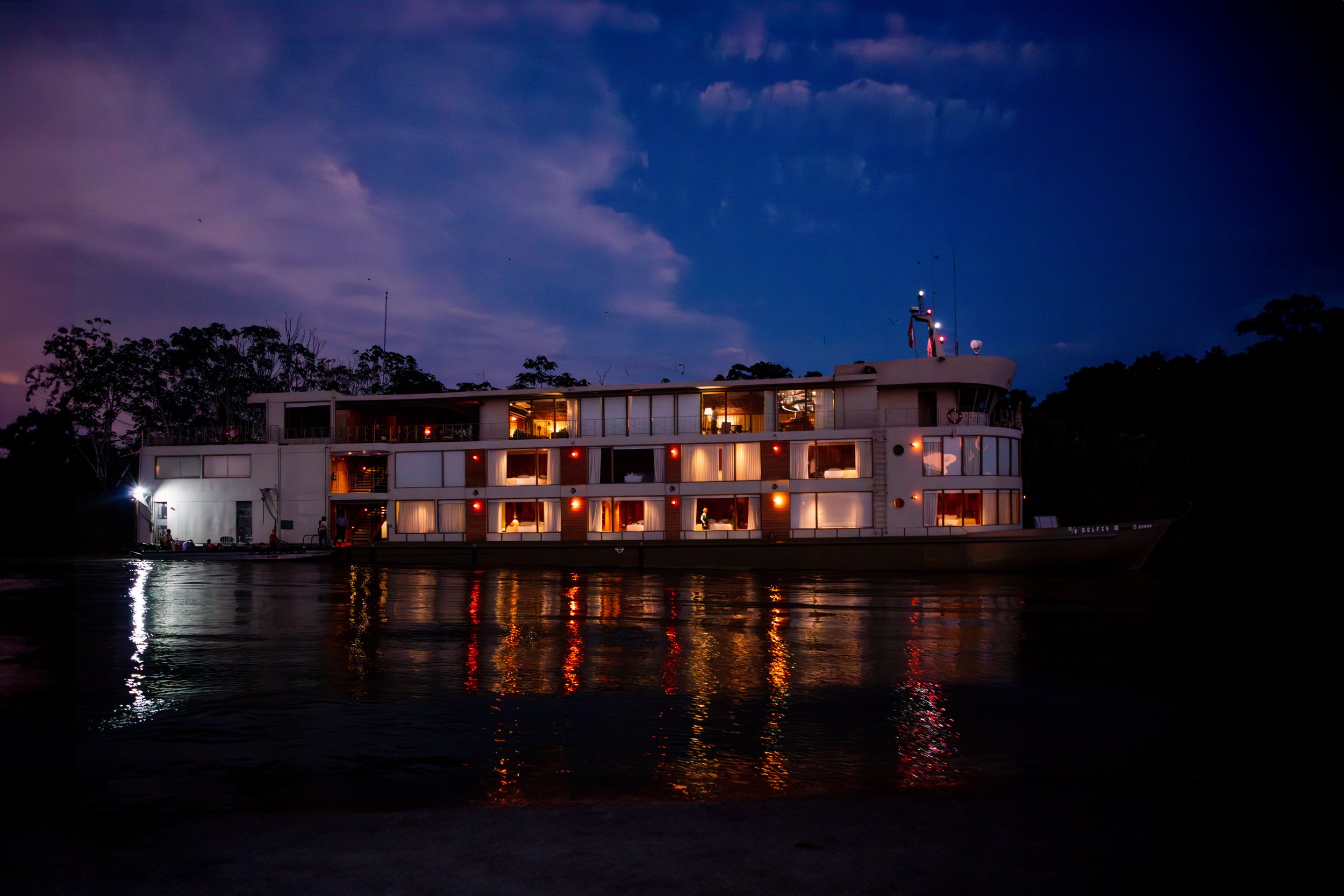 044-D3-Vista noche Delfin.jpg