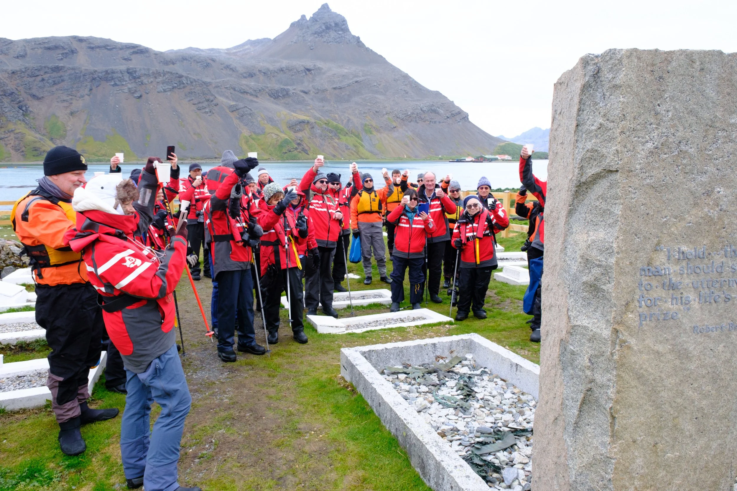 Toasting Shackleton, Grytviken