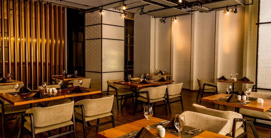 EB-Hotel-QUITO-restaurant.jpg
