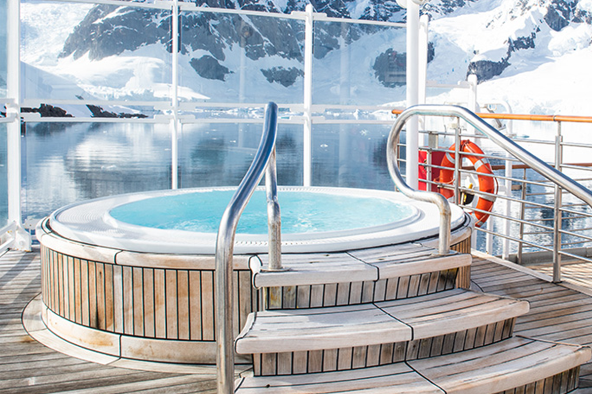 Jacuzzi_Discoverer_PLX.png