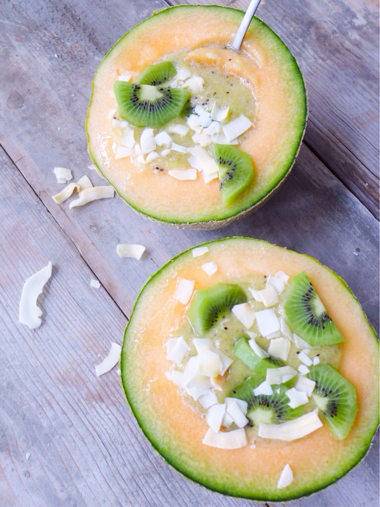 cantaloupesmoothiebowl.jpg