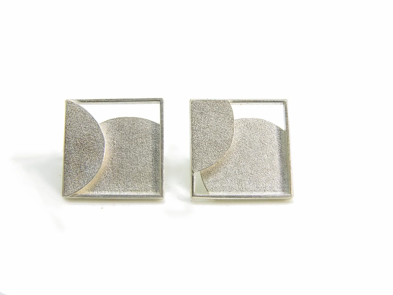 HBM061B, 18x18mm