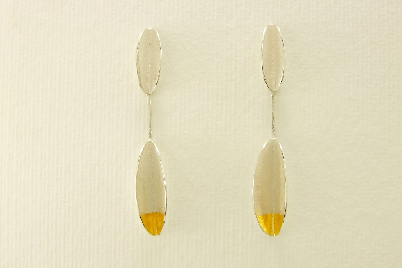long-folded-silver-gold-earrings-hbm100a-8507.JPG