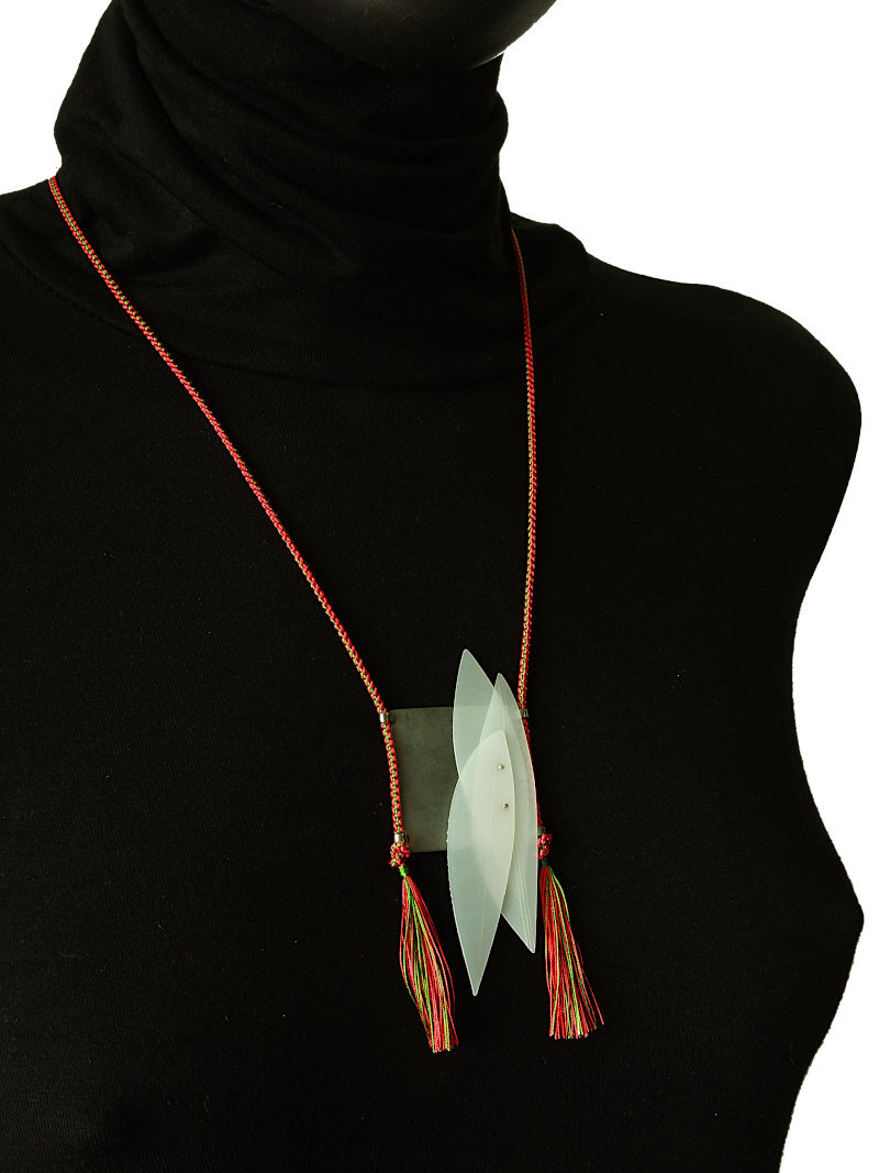 red&green-silk-silver-necklace-with-recycled-plastic&silver-pendant-hbm110-8796.JPG