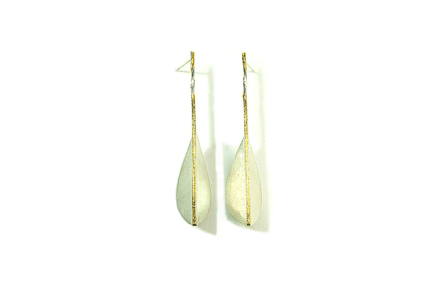 long-folded-silver-gold-earrings-hbm112b-9284.JPG