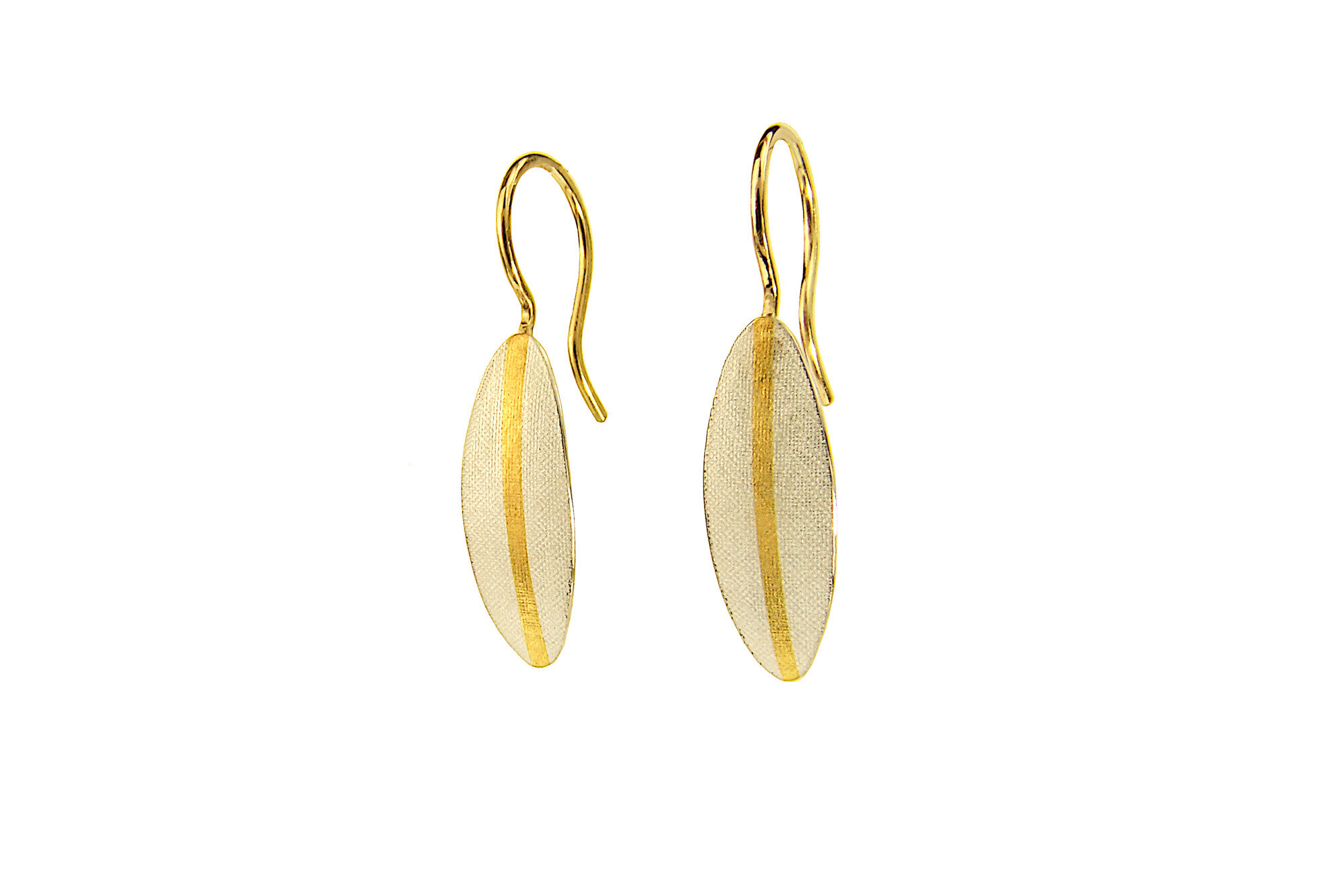 oval_earring_hbm139_9752.JPG