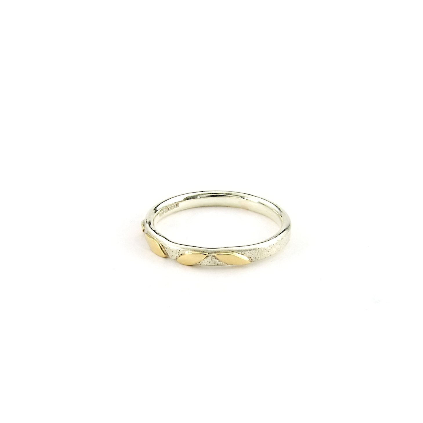 9ct_white_ring_hbm157_0238.JPG