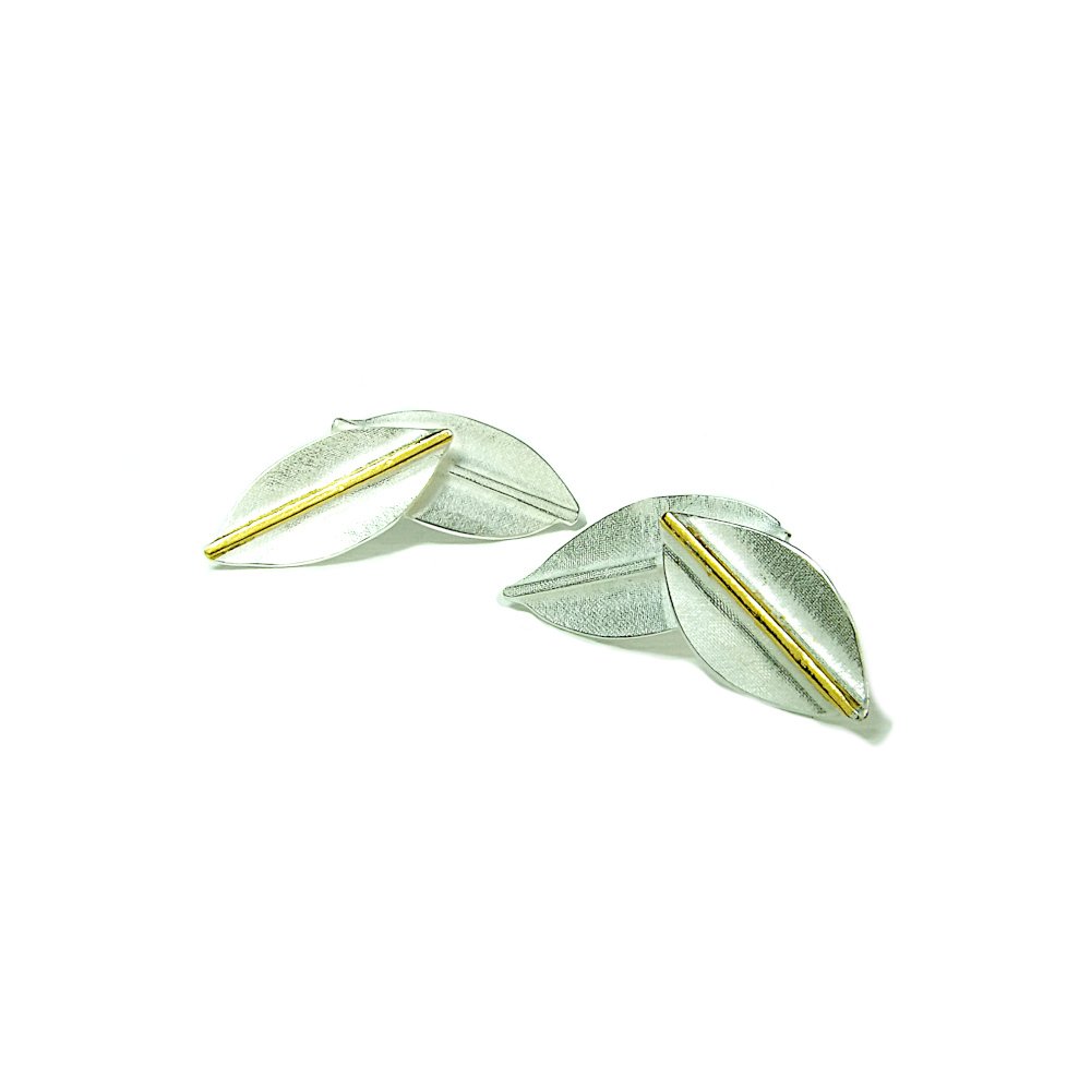 silver-gold-double-leaf-earstuds-hbm111A-9204.JPG