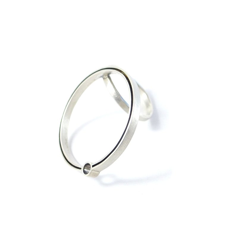 folded_silver_ring_hbm003.jpg