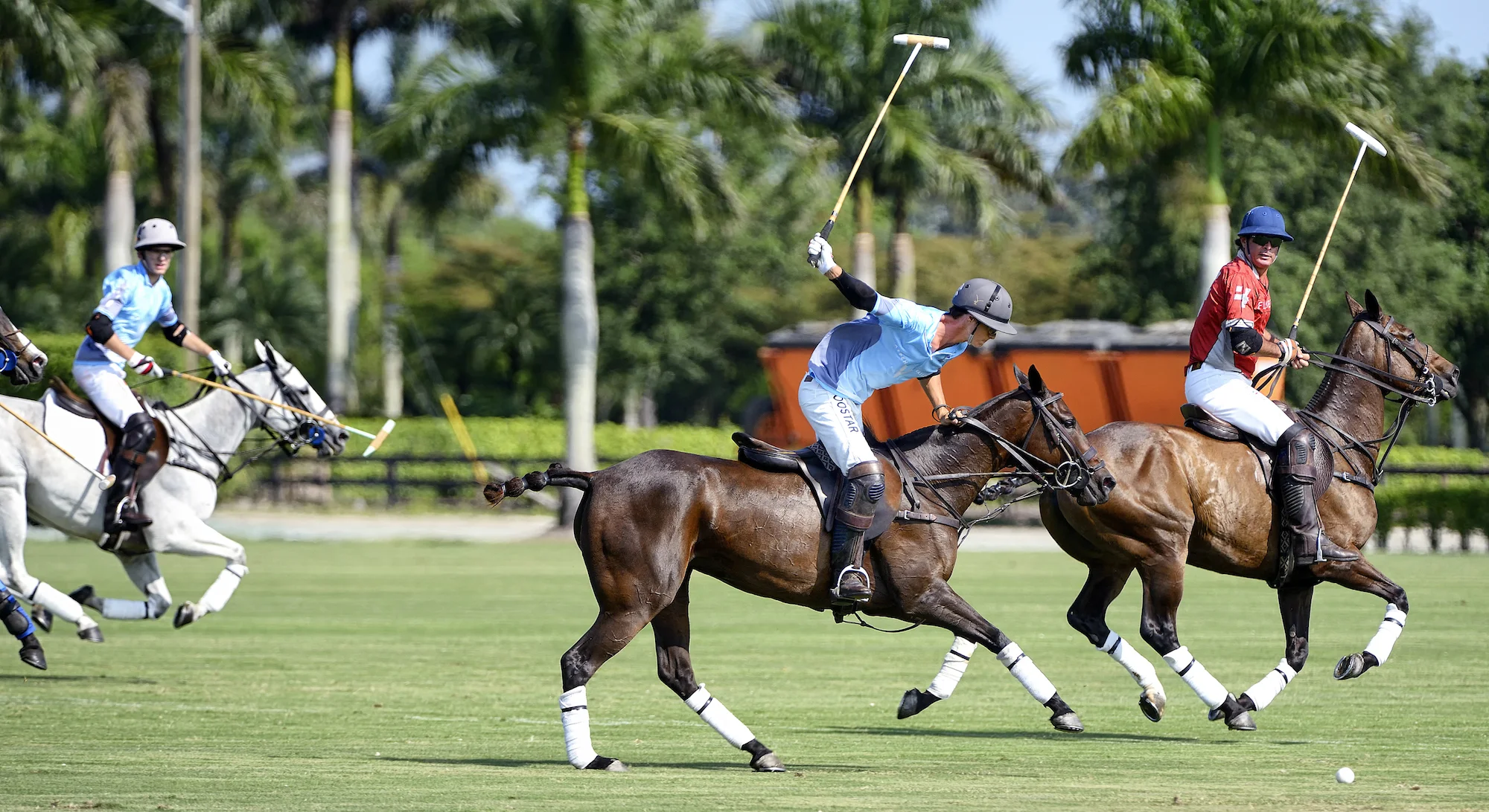Juancito Bollini plays against his father Juan Bollini.