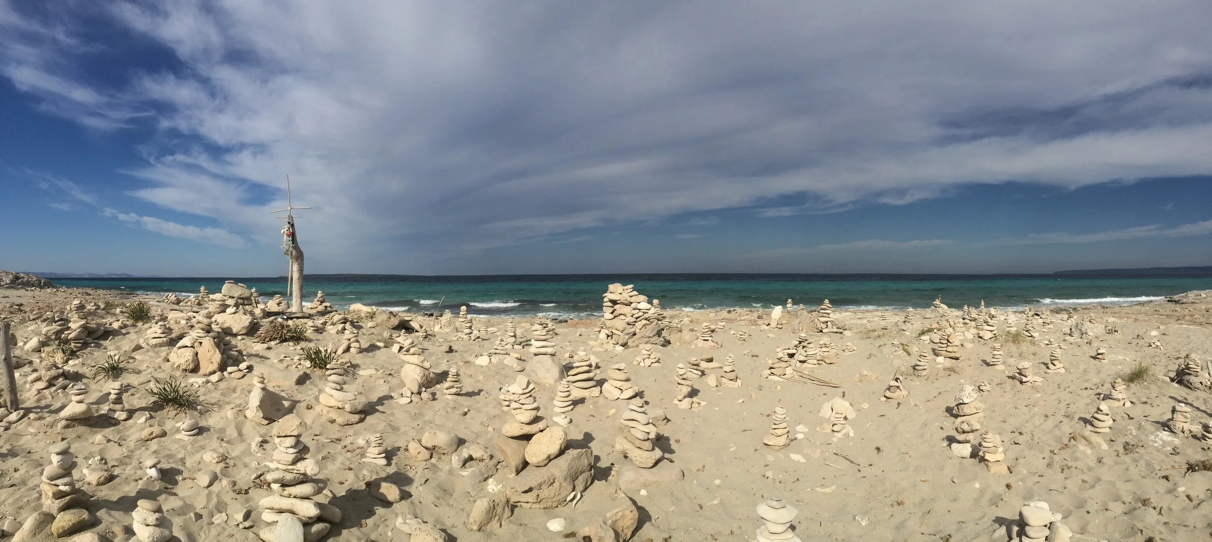 Cairn "garden" at Ses Illetes on Formentera