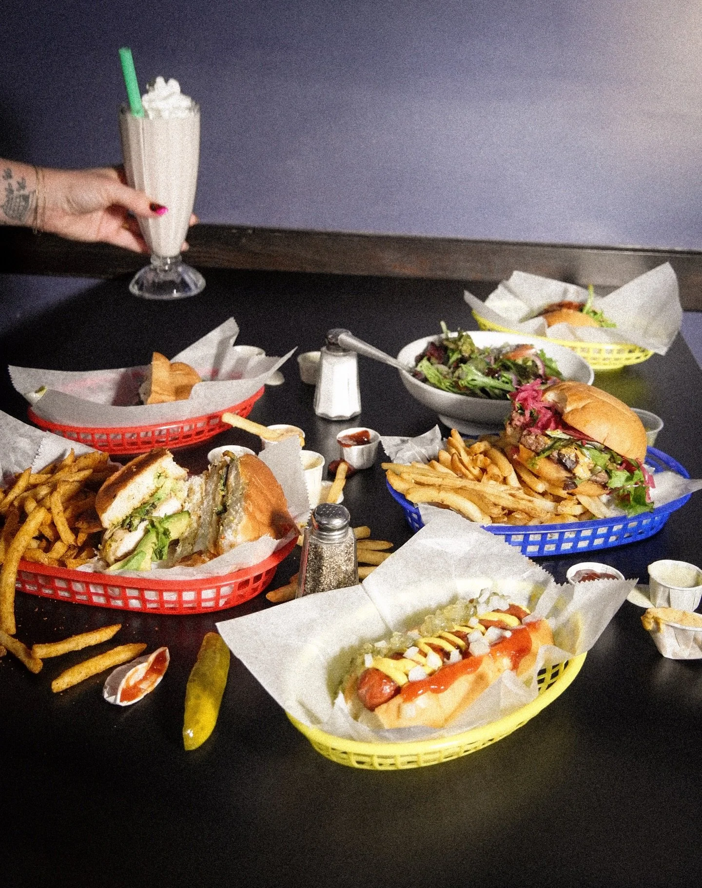 🎂HAPPY BIRTHDAY TO US!🎉

We celebrate 17 years today and are so grateful to be here. Thank you for your support to get us here and keep us slinging the best burgers, fries &amp; sauces in town 🍔❤️🍔 -Simon &amp; Codi