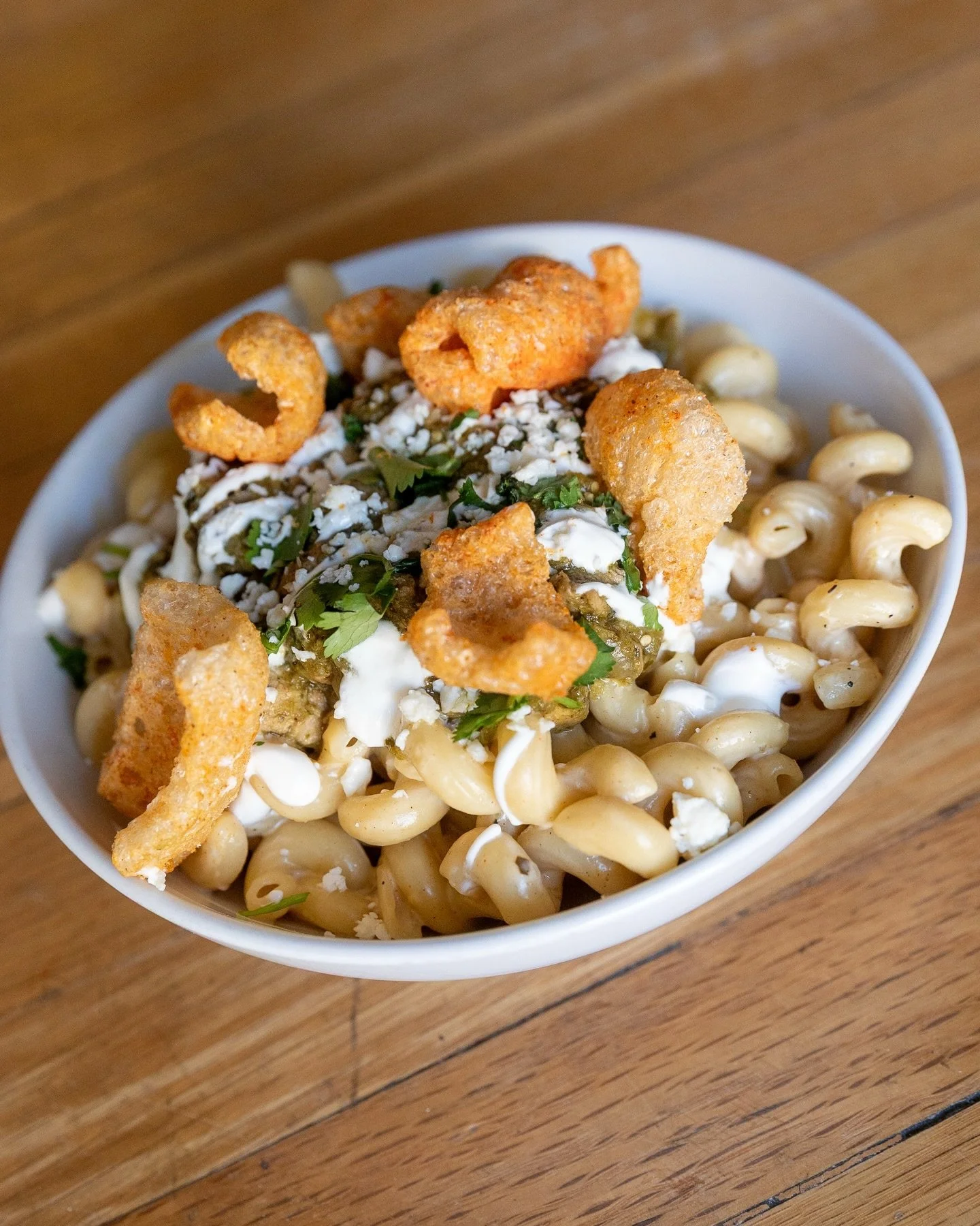 MARCH SPECIALS HAVE ARRIVED!

Chili Pork Verde Mac
Pork verde, roasted poblano mac and cheese, crema, spicy chicharrones, cotija, cilantro

Gyro Burger
Lamb &amp; beef gyro patty, red onion, tzatziki, tomato, feta, greens

Shepherds Fries
Lamb, beef,