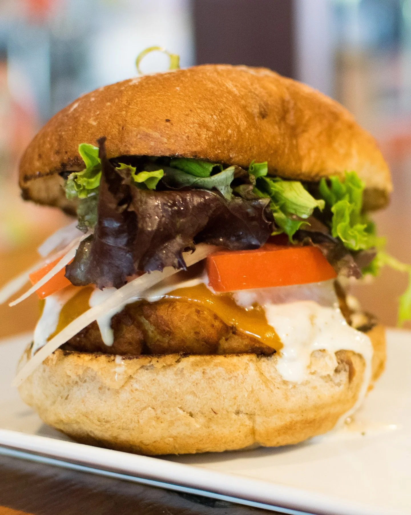 Veggie Thursday 🥑🥦🧅🍠

Sub any veggie patty (not the impossible patty) for just $8. 

Feature of the day, Garbo like an Impossible Burger 🤤