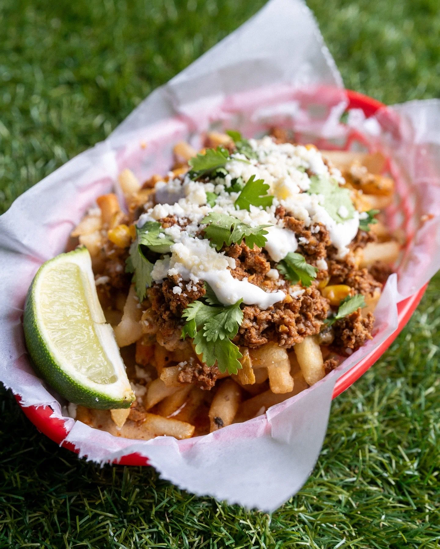 ✨May Specials All-Star Edition ✨

Elote Fries - $12.50
Fries, elote dip, chorizo, crema, cilantro, lime wedge, paprika.
Is GF, Not DF

The Sundance Kid - $15
Beef patty, pepper-jack, bacon, whiskey bbq, candied jalapenos, frizzled onions.
GF w/ GF bu