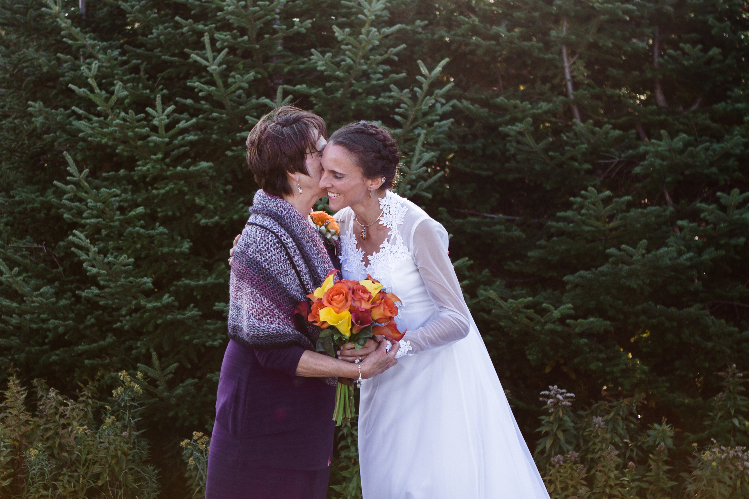 Lauren and Eyvi Bascom Lodge Mt. Greylock Berkshires Massachusetts Mountain Wedding Shannon Sorensen Photography