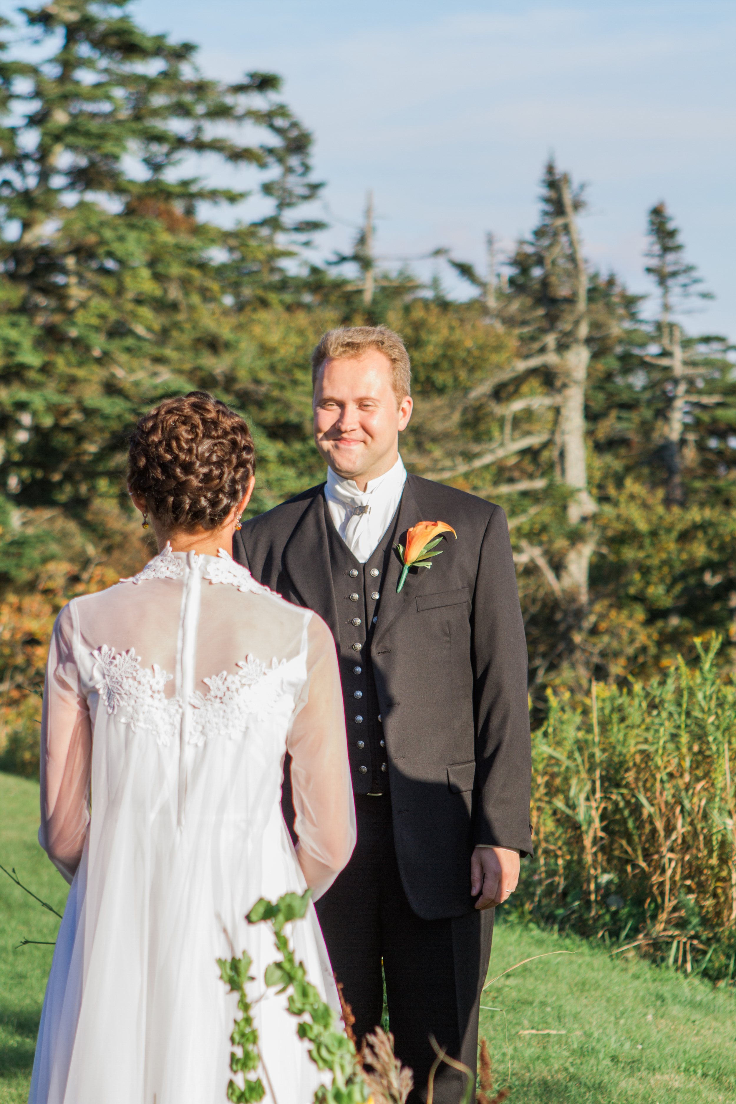 Lauren and Eyvi Bascom Lodge Mt. Greylock Berkshires Massachusetts Mountain Wedding Shannon Sorensen Photography