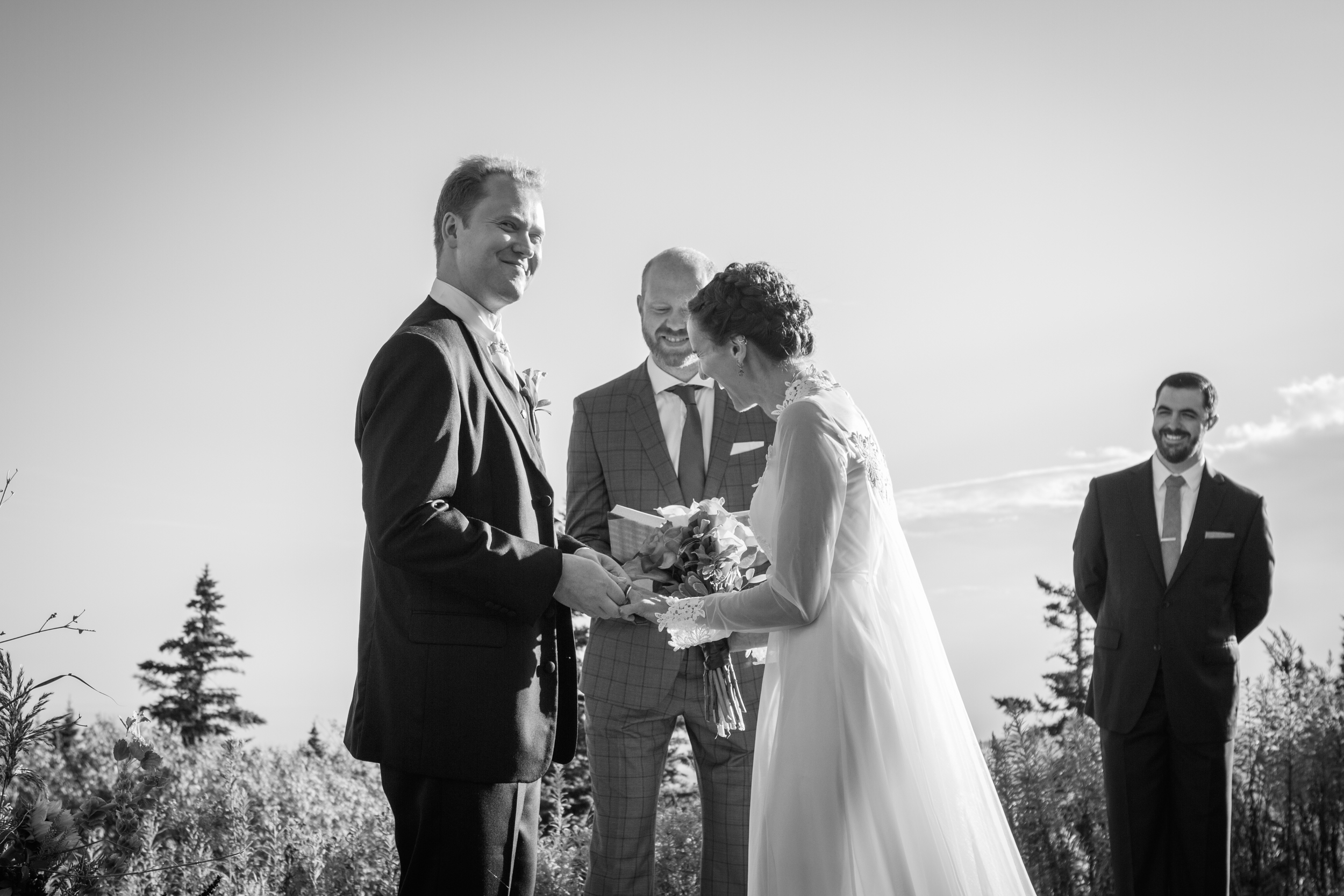 Lauren and Eyvi Bascom Lodge Mt. Greylock Berkshires Massachusetts Mountain Wedding Shannon Sorensen Photography