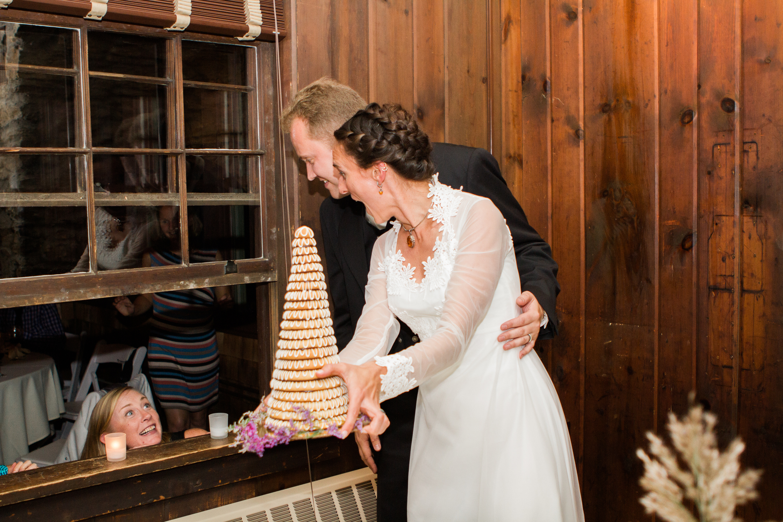 Lauren and Eyvi Bascom Lodge Mt. Greylock Berkshires Massachusetts Mountain Wedding Shannon Sorensen Photography