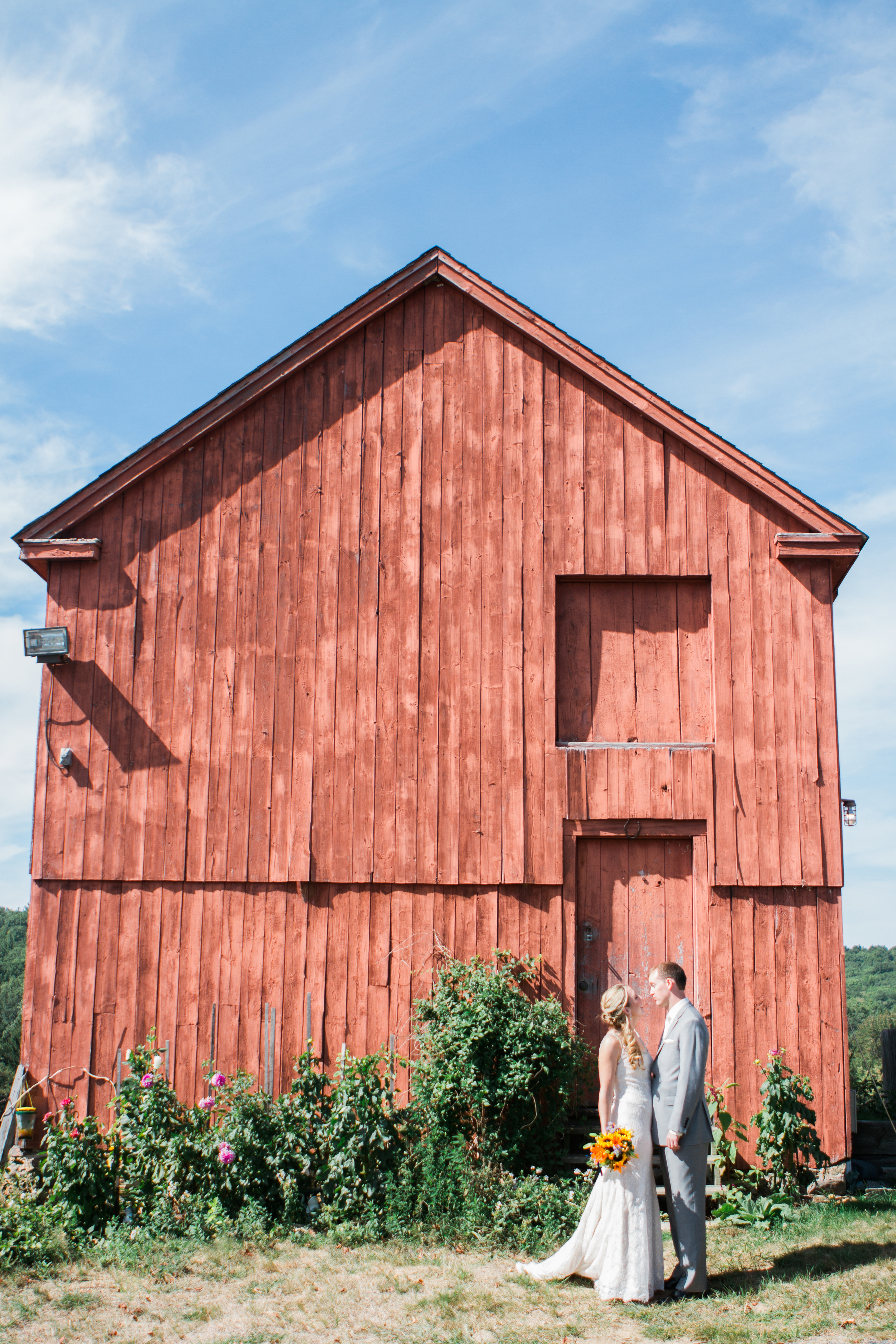 Holly and Derek Salem Cross In North Brookfield Massachusetts Shannon Sorensen Photography