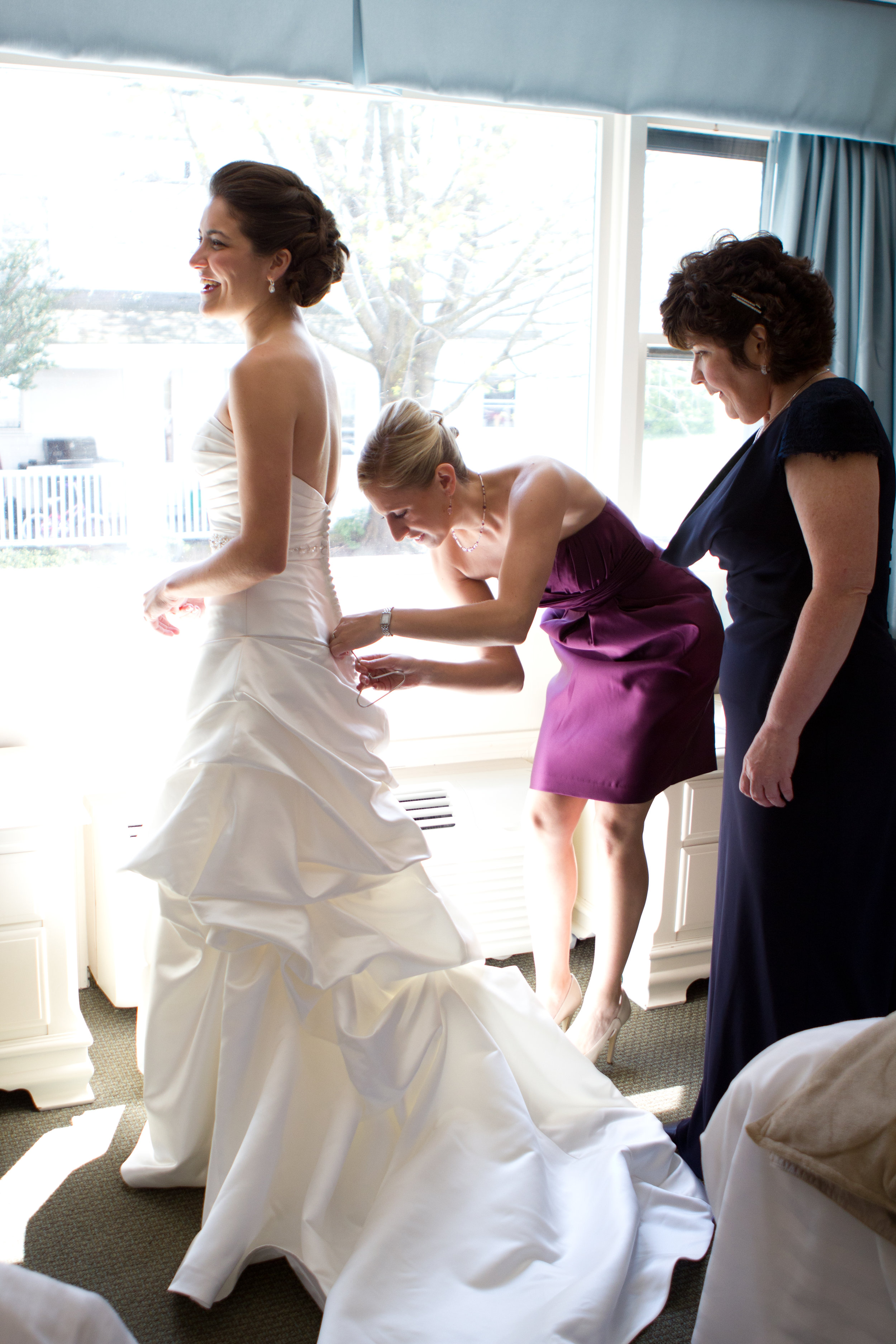 Michelle and Tom Inn at Scituate Harbor Barker Tavern Scituate Massachusetts Wedding Photographer Shannon Sorensen Photography