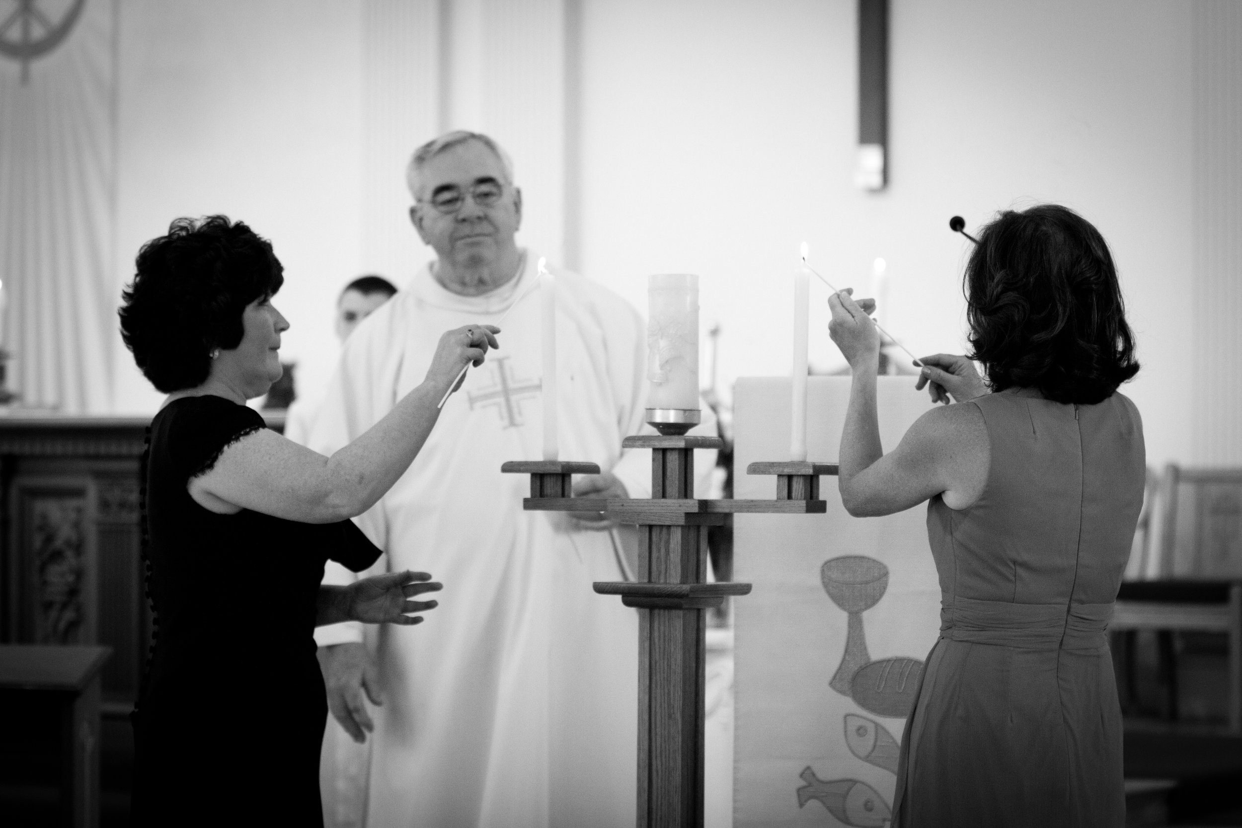 Michelle and Tom Inn at Scituate Harbor Barker Tavern Scituate Massachusetts Wedding Photographer Shannon Sorensen Photography