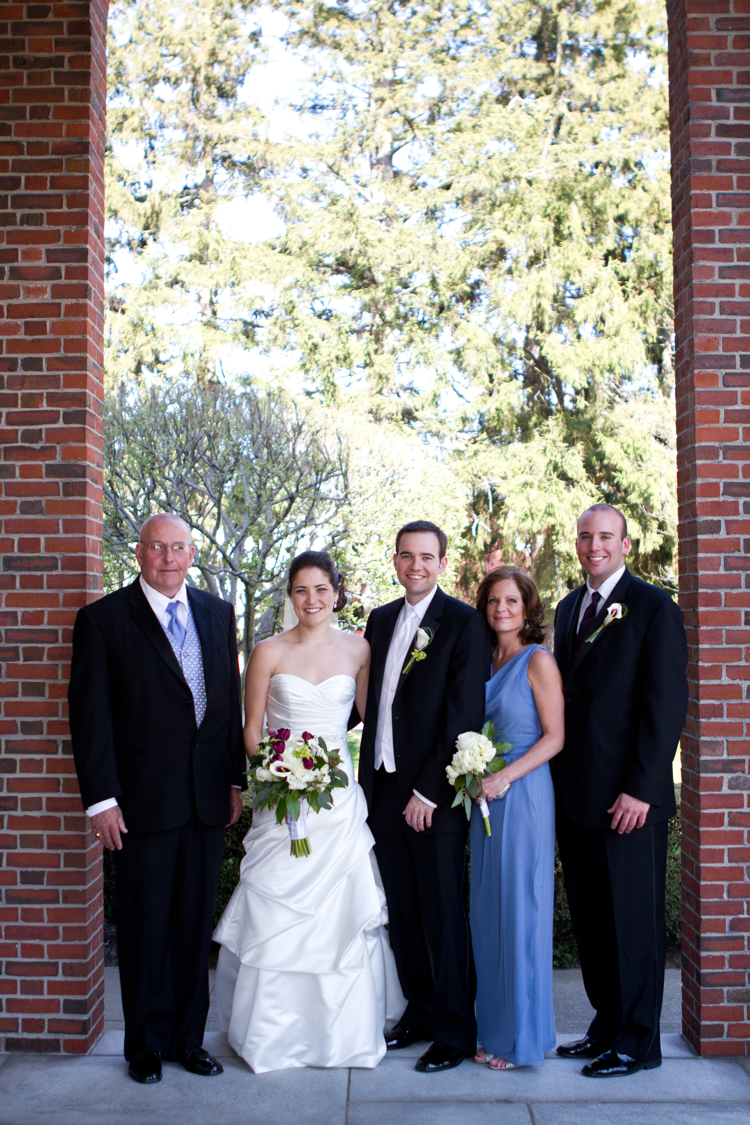 Michelle and Tom Inn at Scituate Harbor Barker Tavern Scituate Massachusetts Wedding Photographer Shannon Sorensen Photography